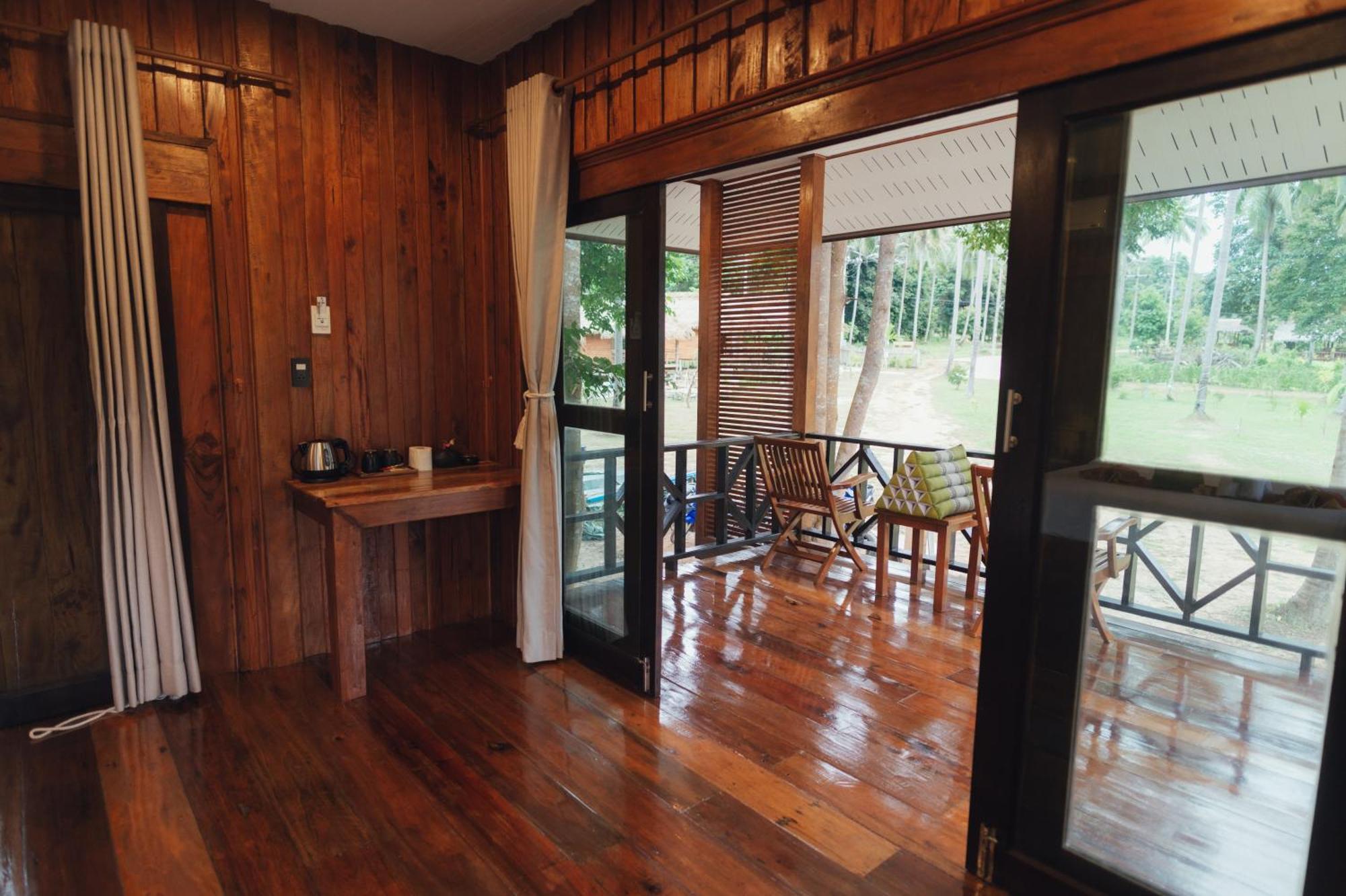 Coco Canopy Boutique Resort Koh Jum Buitenkant foto
