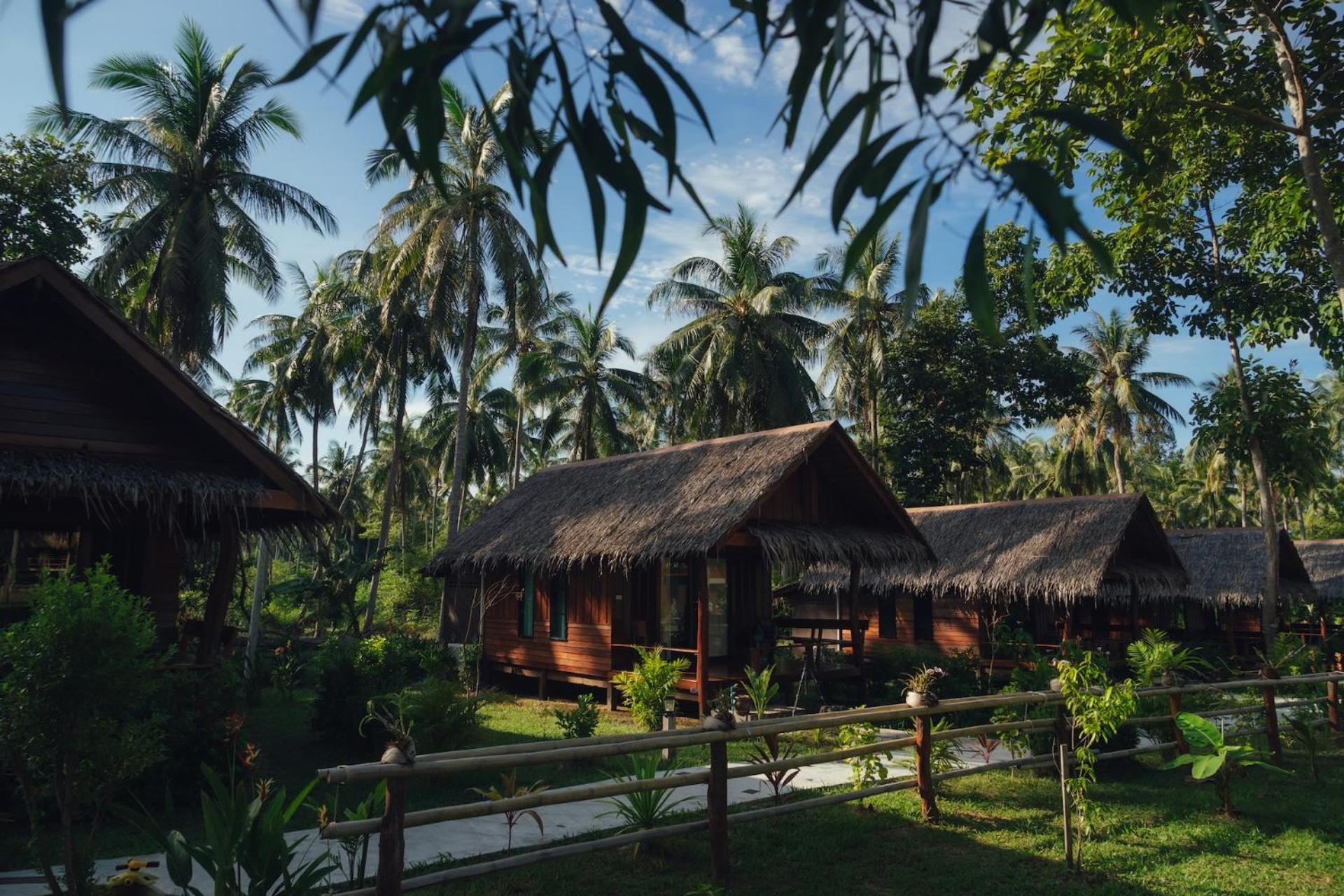 Coco Canopy Boutique Resort Koh Jum Buitenkant foto
