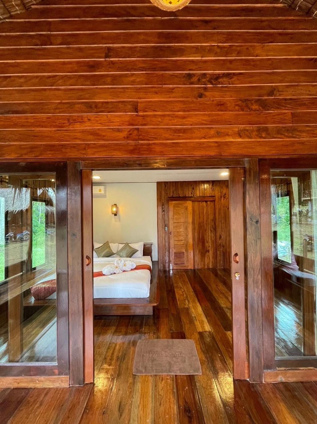 Coco Canopy Boutique Resort Koh Jum Buitenkant foto