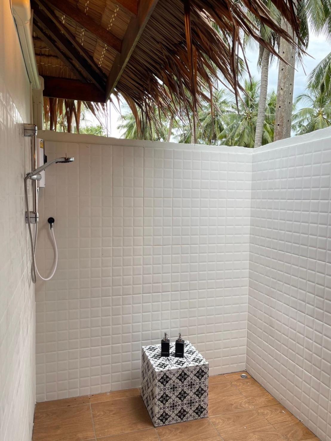 Coco Canopy Boutique Resort Koh Jum Buitenkant foto