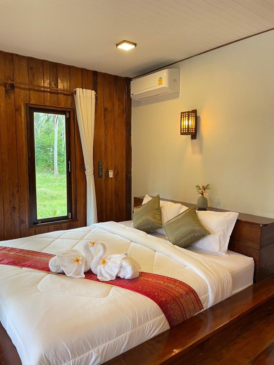 Coco Canopy Boutique Resort Koh Jum Buitenkant foto