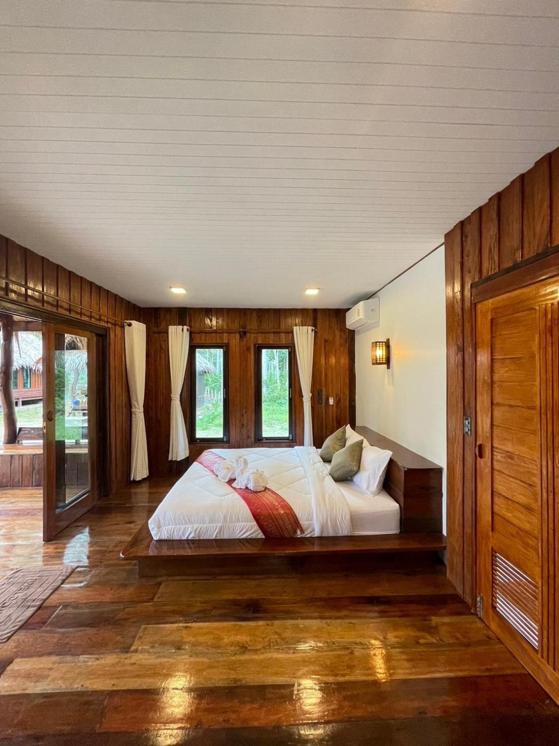 Coco Canopy Boutique Resort Koh Jum Buitenkant foto