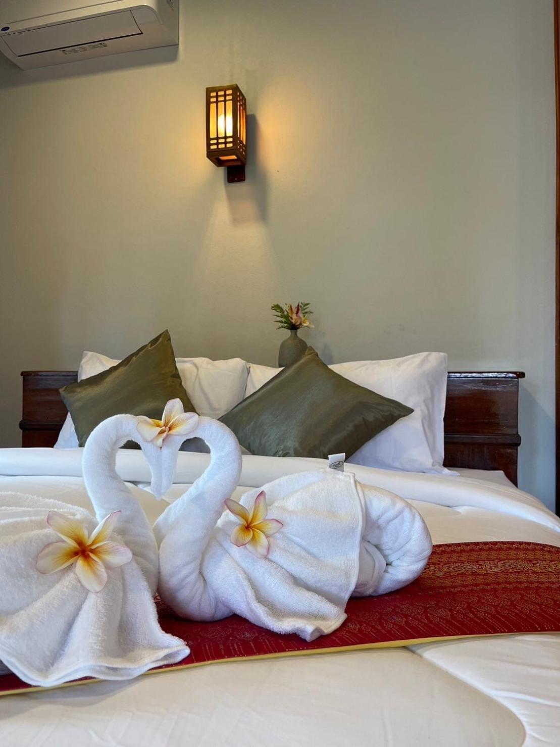 Coco Canopy Boutique Resort Koh Jum Buitenkant foto