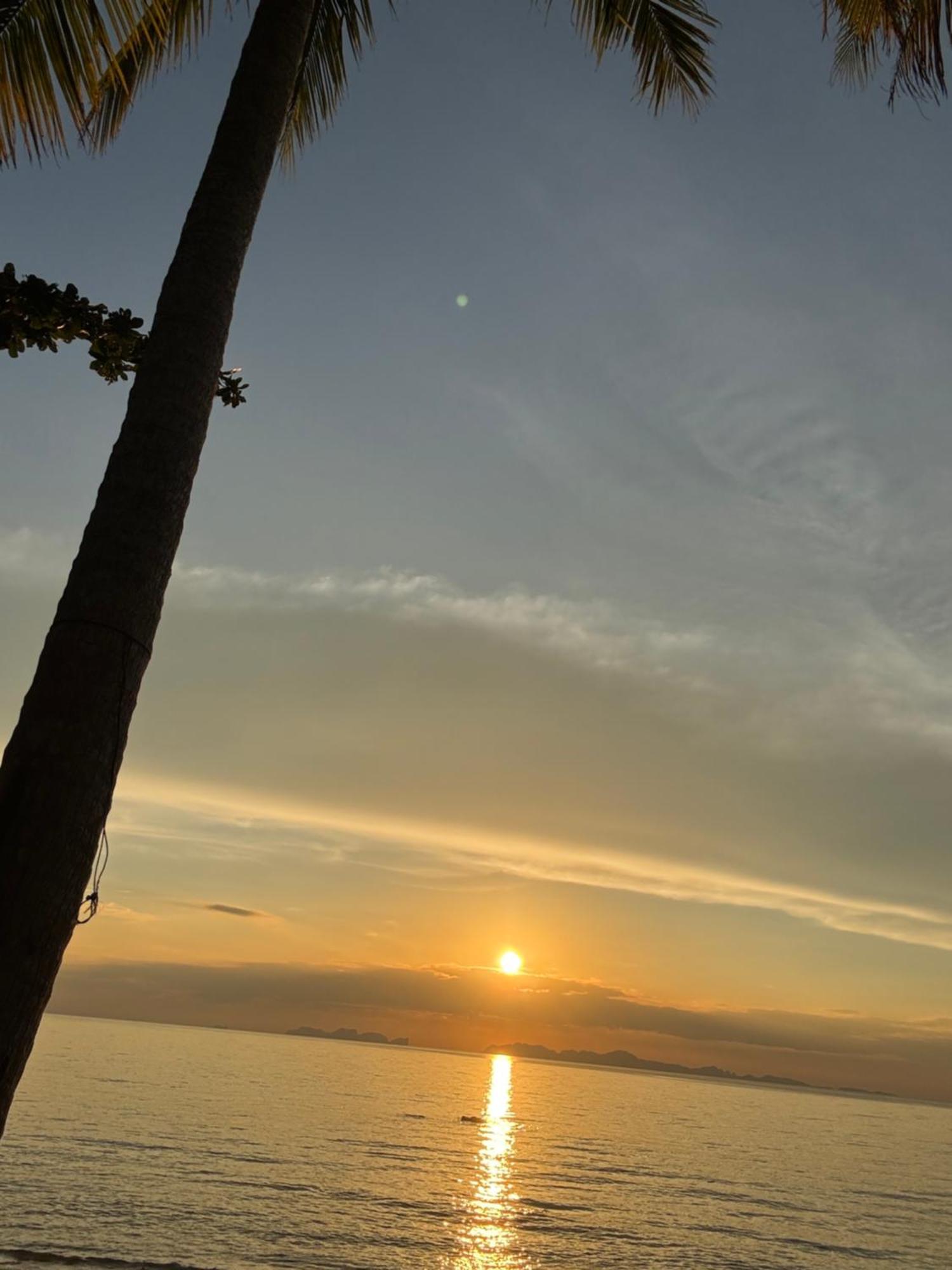 Coco Canopy Boutique Resort Koh Jum Buitenkant foto
