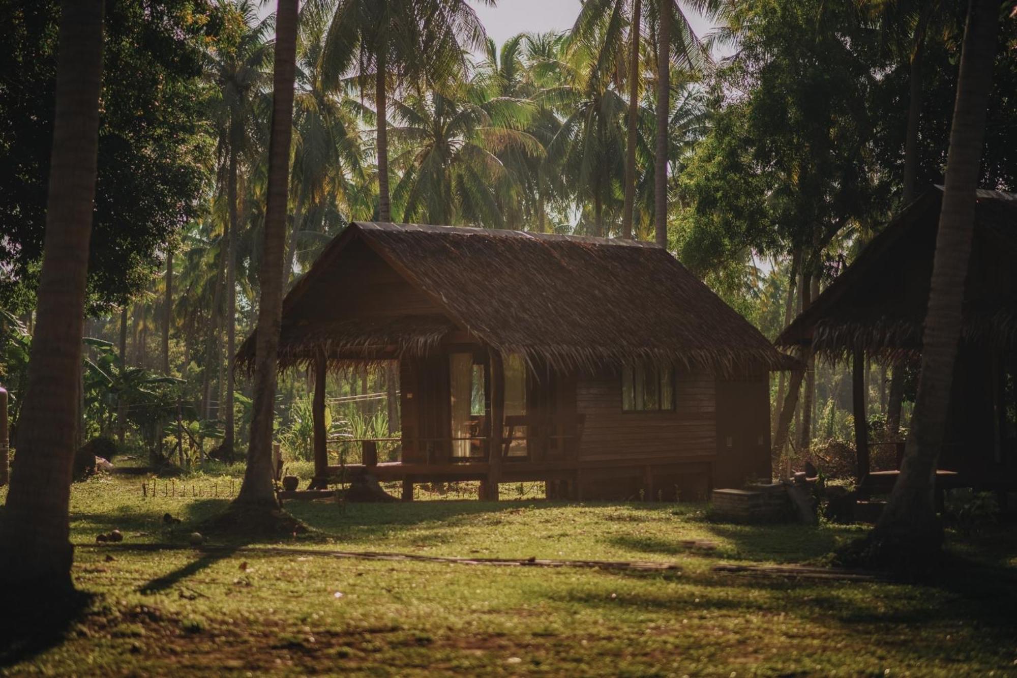Coco Canopy Boutique Resort Koh Jum Buitenkant foto