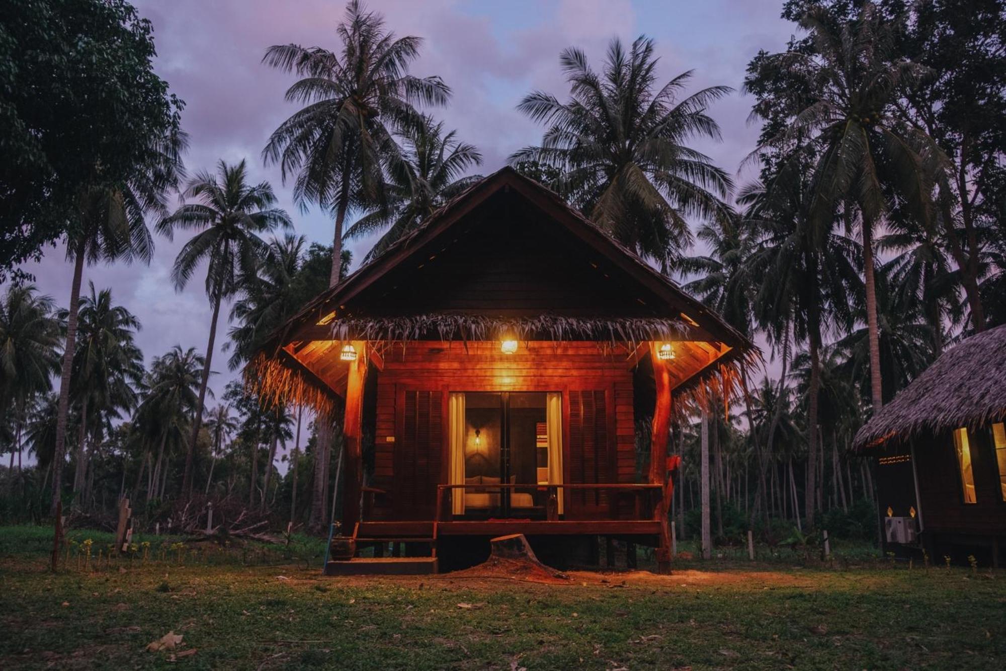 Coco Canopy Boutique Resort Koh Jum Buitenkant foto