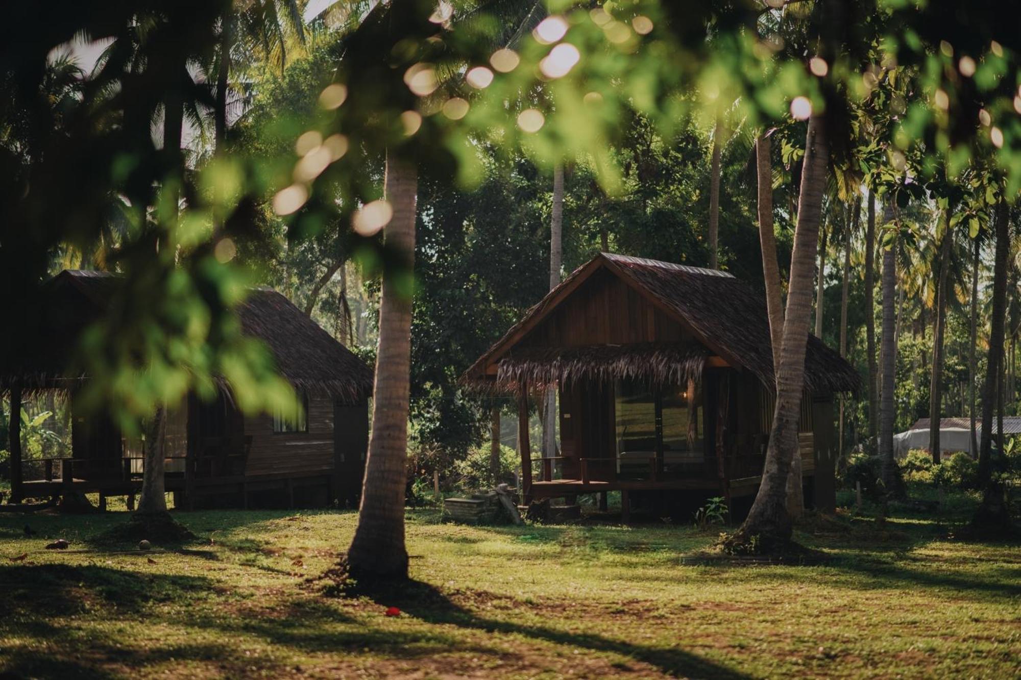 Coco Canopy Boutique Resort Koh Jum Buitenkant foto